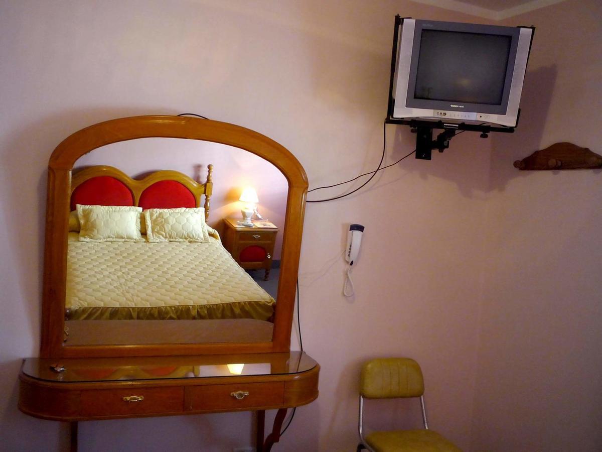 Hotel Las Rosas Сальта Экстерьер фото